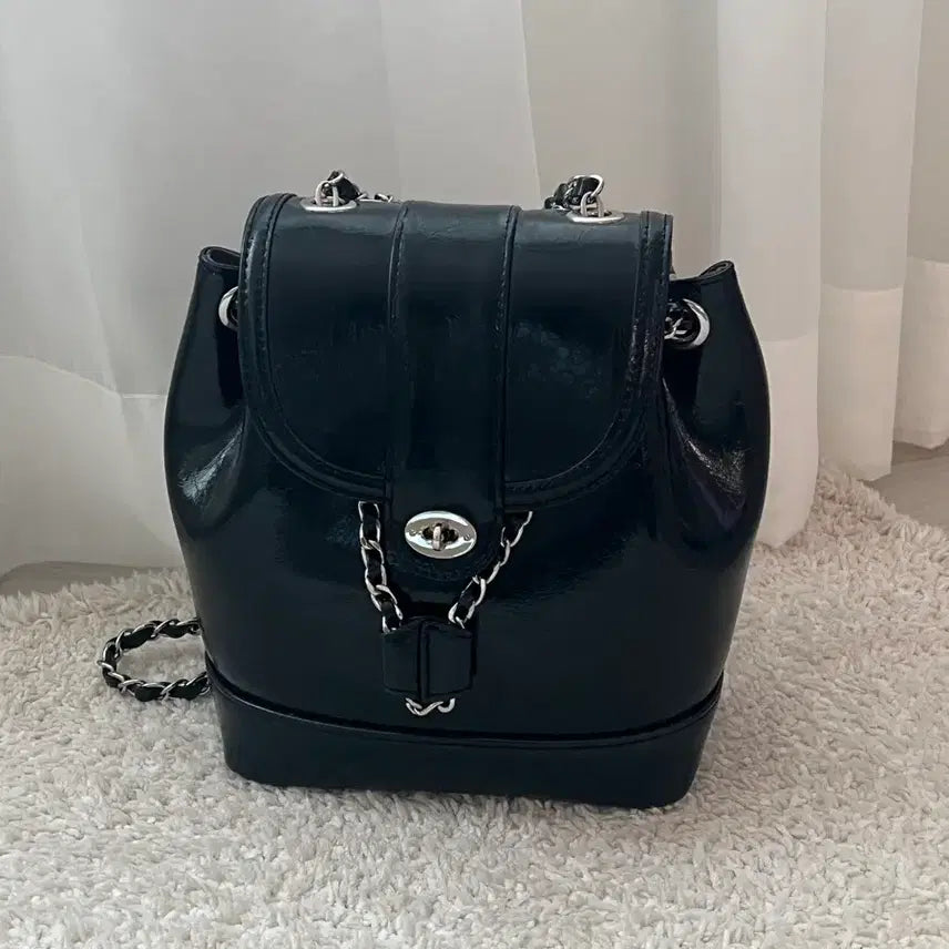 [BUNJANG] Cardinal Red Haua Bag Black Silver Hardware / 카디널레드 하우아백 블랙 은장