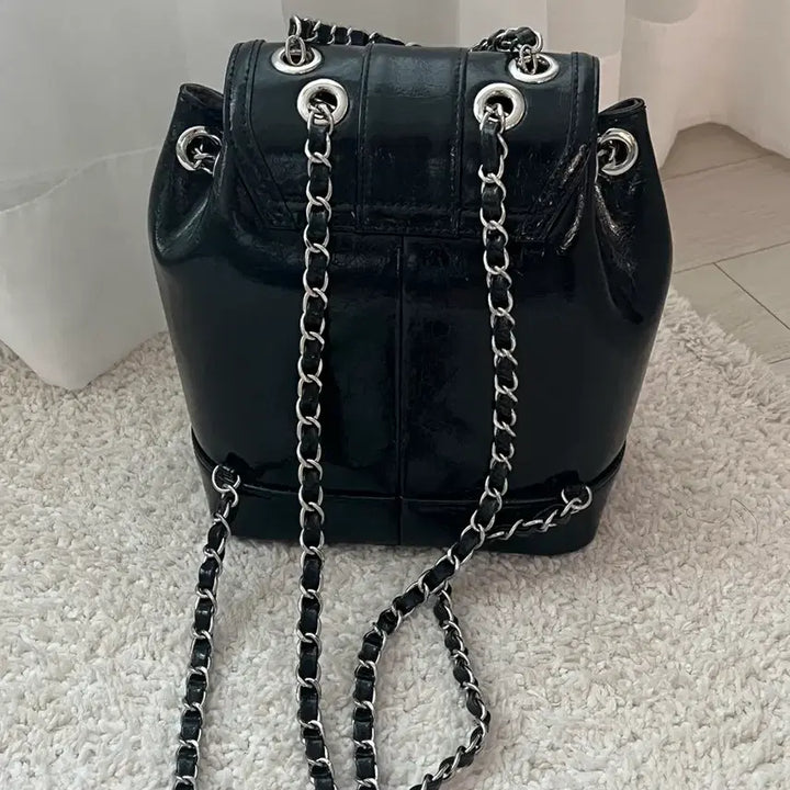 [BUNJANG] Cardinal Red Haua Bag Black Silver Hardware / 카디널레드 하우아백 블랙 은장