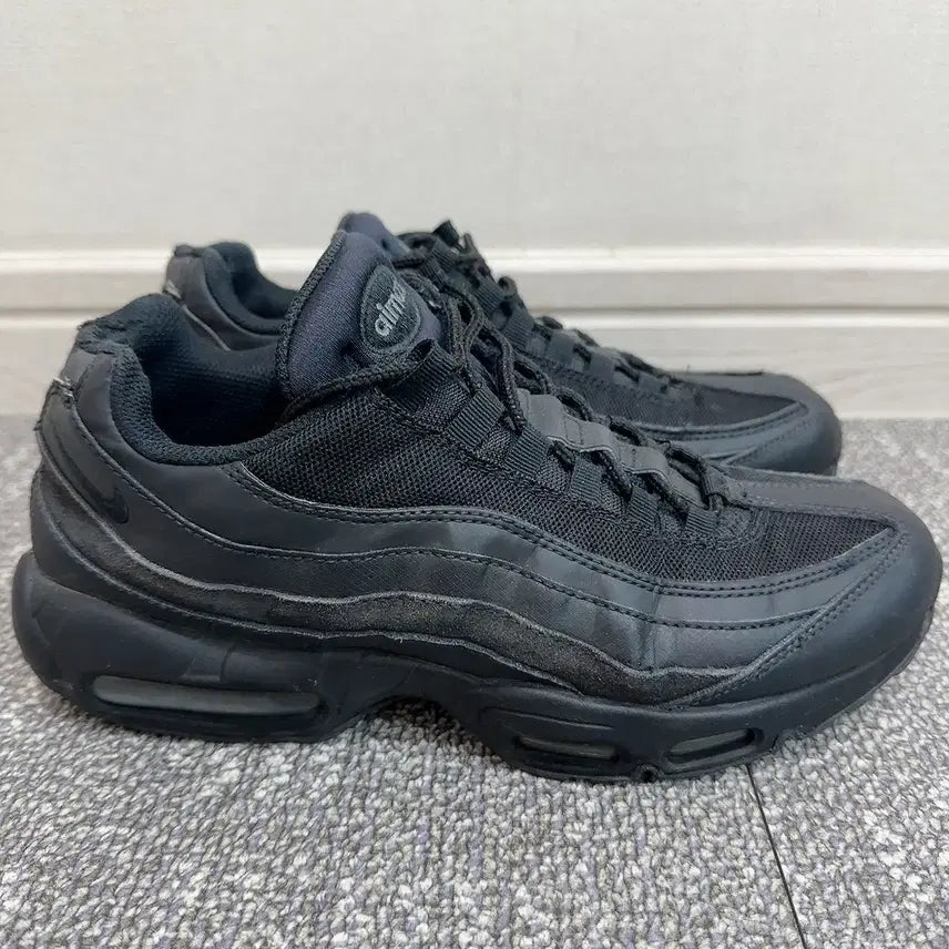[BUNJANG] Nike Air Max 95 Triple Black / [280] 나이키 에어맥스95 트리플 블랙