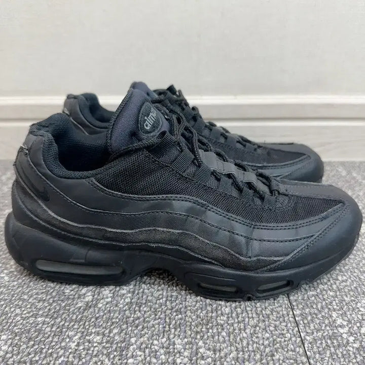 [BUNJANG] Nike Air Max 95 Triple Black / [280] 나이키 에어맥스95 트리플 블랙