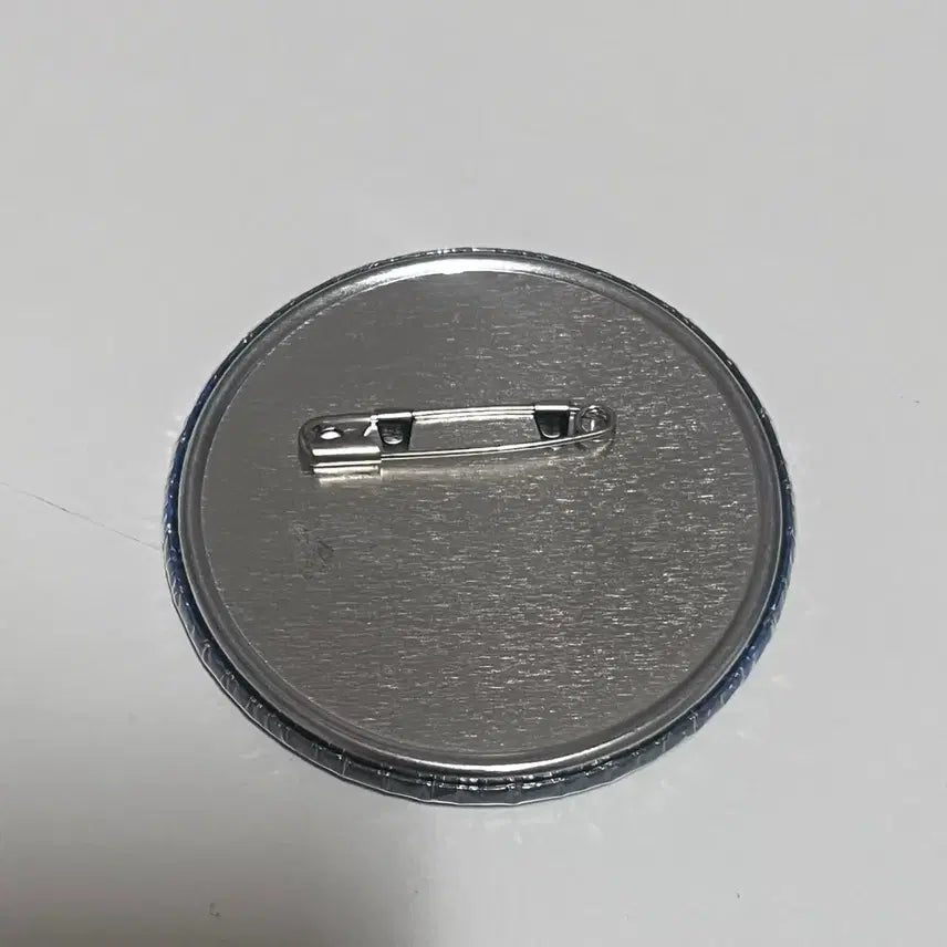 [BUNJANG] Attack on Titan Levi Star Soldier Can Badge / 진격의거인 리바이 별병장 캔뱃지