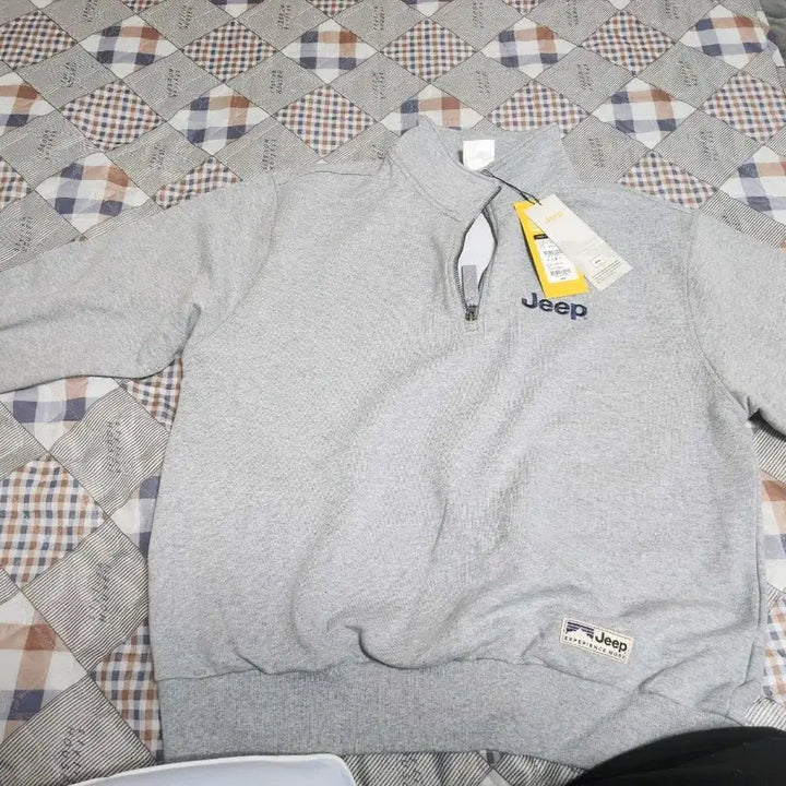 [BUNJANG] Jeep Zip-Up Sweatshirt - Size L / Jeep 지프 집업 티셔츠 새상품 L