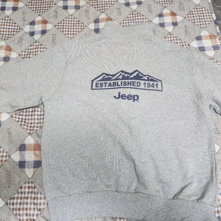 [BUNJANG] Jeep Zip-Up Sweatshirt - Size L / Jeep 지프 집업 티셔츠 새상품 L