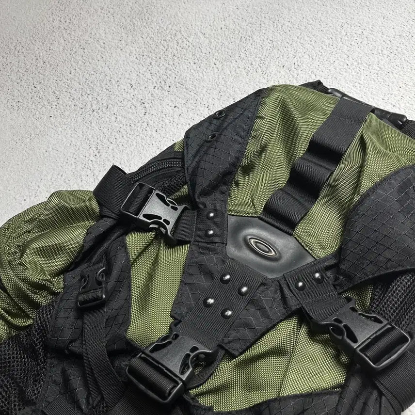 [BUNJANG] 00s Oakley Icon Backpack 2.0 / Vintage 00s Oakley Icon Backpack 2.0