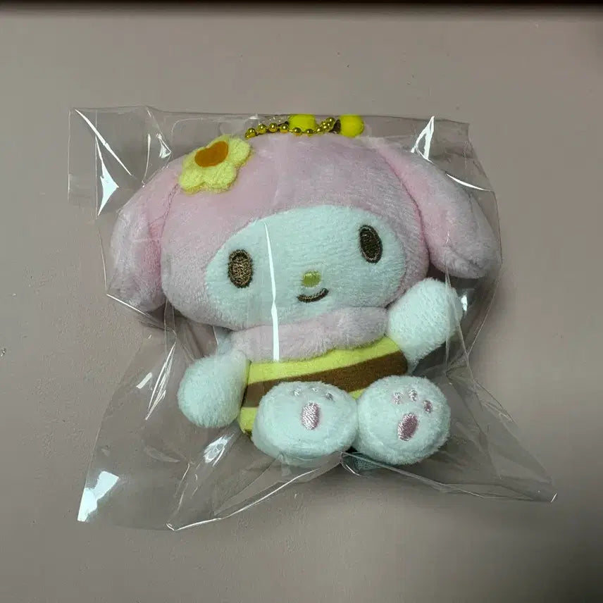 [BUNJANG] Honeybee My Melody Plush Keyring / 벌꿀 꿀벌 마이멜로디 인형키링