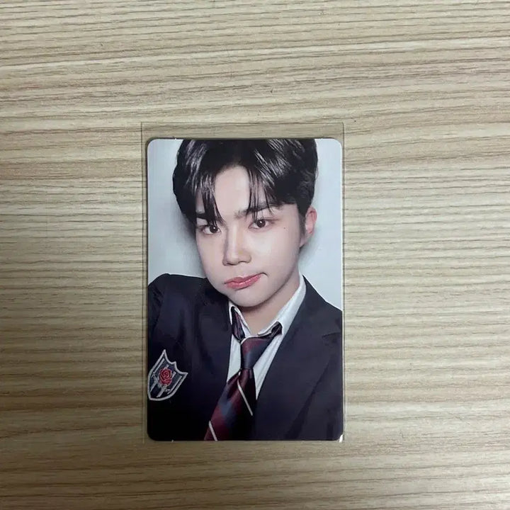 [BUNJANG] ZEROBASEONE Zb1 Park Gunwook Photocard / 제로베이스원 제베원 박건욱 포토카드 포카
