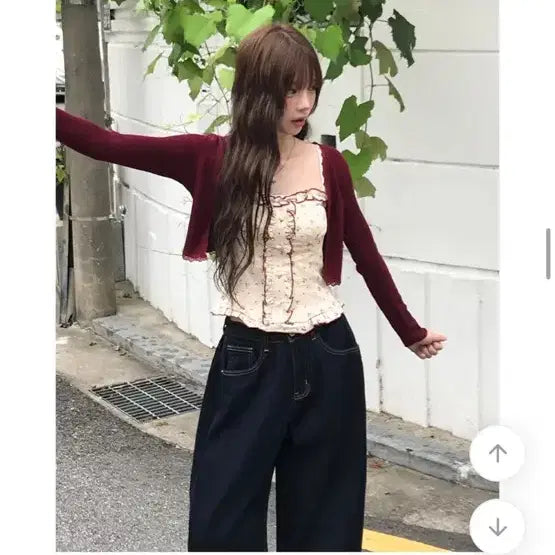 [BUNJANG] Lamuer Wine Floral Sleeveless Cardigan Set / 미오 잔꽃 와인나시 가디건 세트