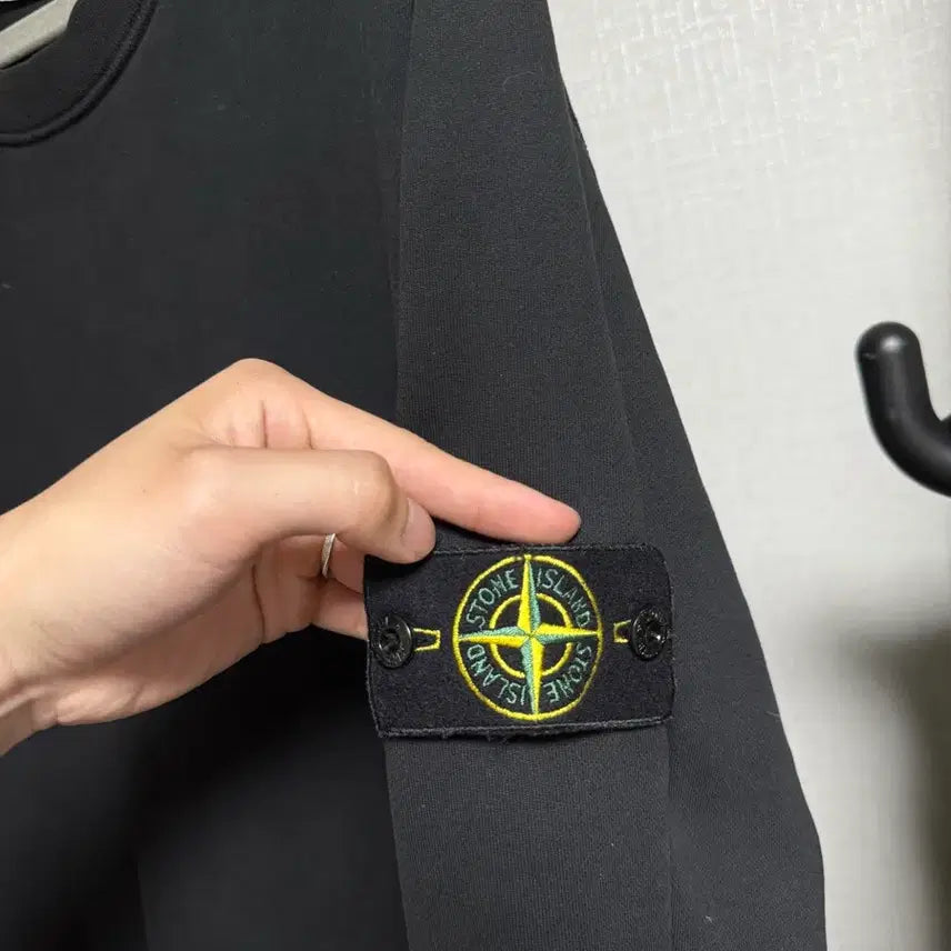 [BUNJANG] Stone Island Black Sweatshirt 3XL / 신형 스톤아일랜드 블랙 맨투맨 3xl