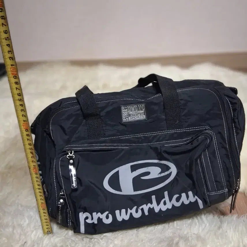 [BUNJANG] Pro Worldcup Black Sports Shoulder Bag / Pro Worldcup 블랙 스포츠 가방