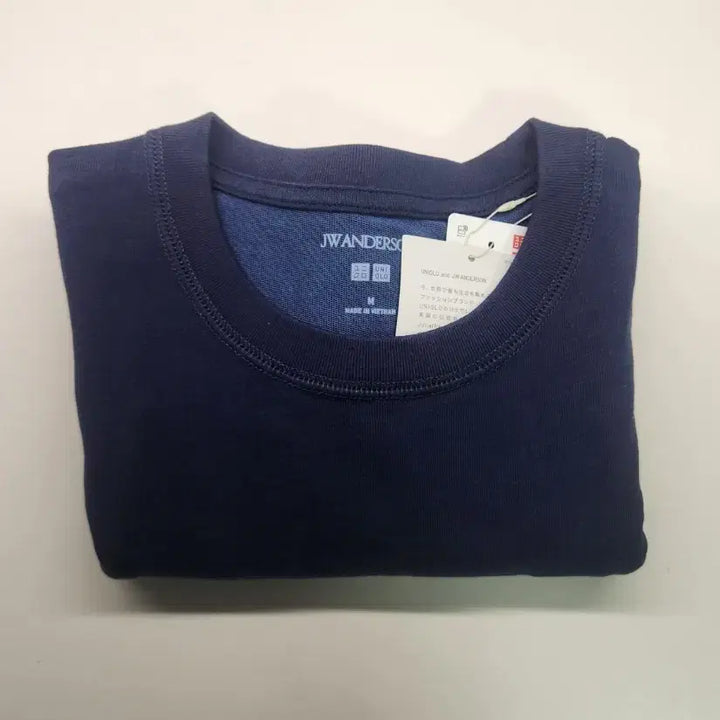 [BUNJANG] Uniqlo JW Anderson Collaboration T-Shirt Navy M / 유니클로 JW앤더슨 콜라보 티셔츠 M 네이비