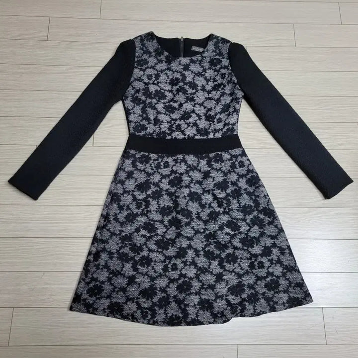 [BUNJANG] ALICELULU Black Pattern Dress S / 엘리스루루(ALICELULU) 블랙 패턴 원피스 S