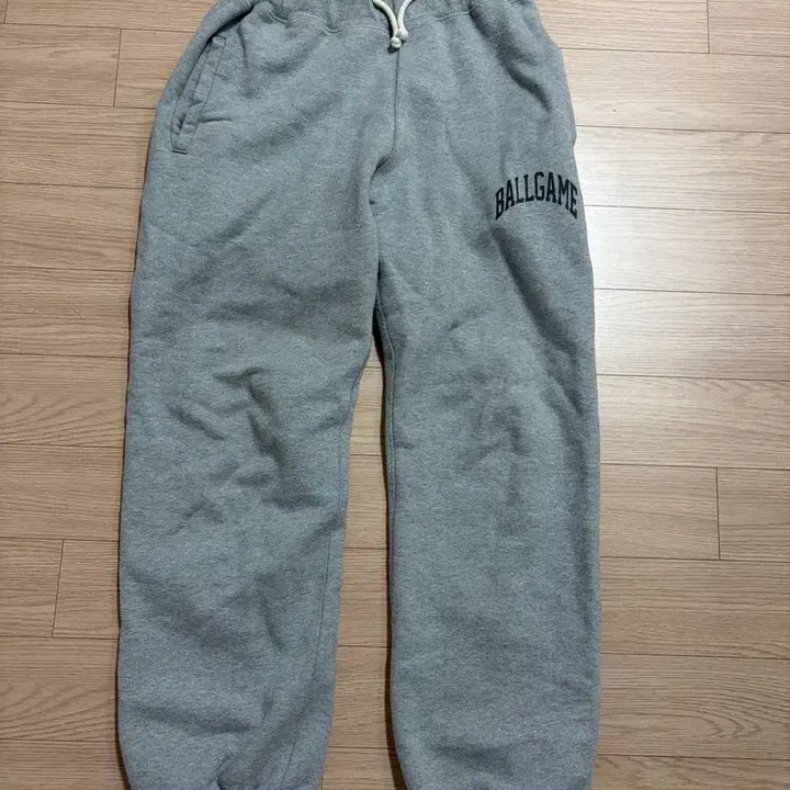 [BUNJANG] Thesecrew Ball Game Sweatpants - Size M / 더레스큐 볼게임 스웻팬츠 사이즈m