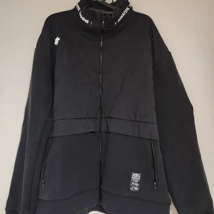 [BUNJANG] Descente Hybrid Training Jacket / 데상트 트레이닝 하이브리드  자켓