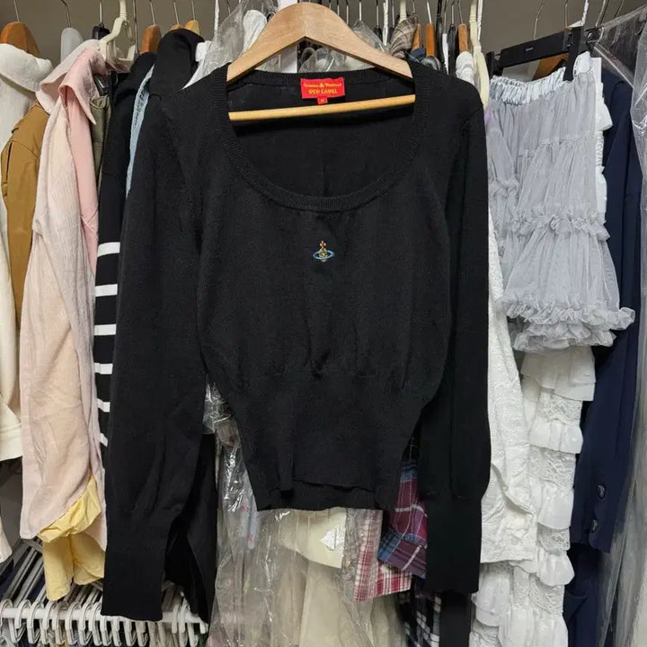 [BUNJANG] Vivienne Westwood U-Neck Knit Black M / 비비안웨스트우드 니트 u넥 블랙 m