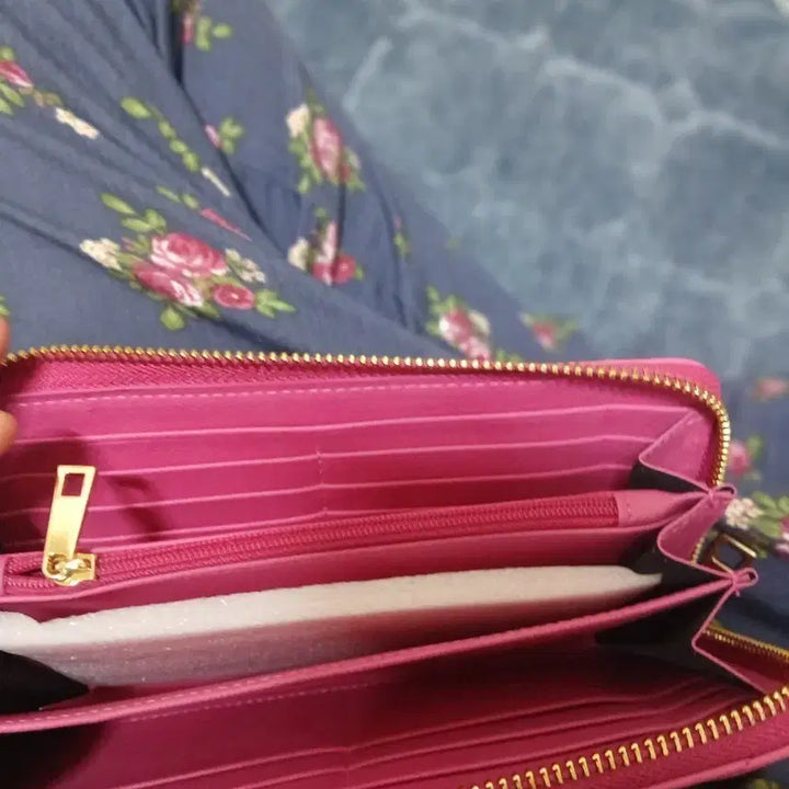 [BUNJANG] Hot Pink Zipper Wallet / (무료배송.새제품)핫핑크지퍼장지갑팝니다 구매시덤드립니다 문의주세요