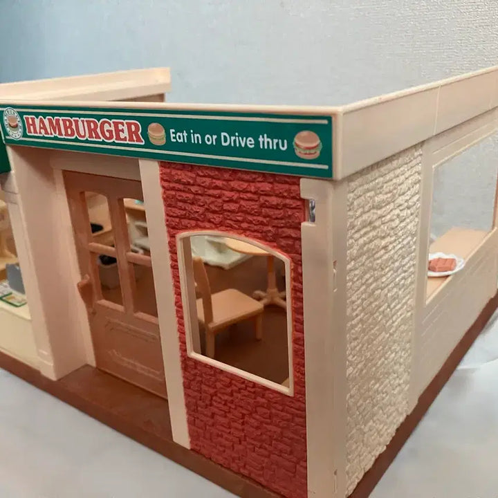 [BUNJANG] Sylvanian Families Old Hamburger Shop (Discontinued) / 실바니안 올드 햄버거 가게