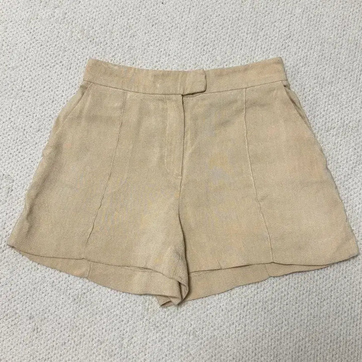 [BUNJANG] Jil Staurt Beige Shorts / 질스튜어트 배이지 반바지