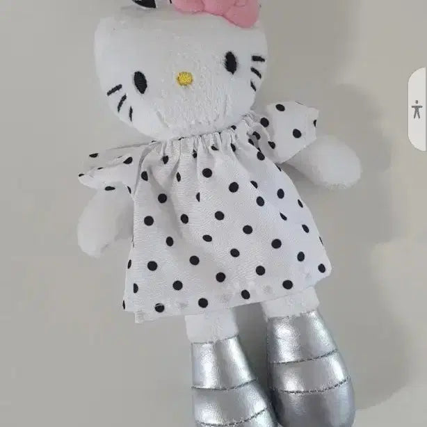 [BUNJANG] Sanrio Hello Kitty Doll Keychain Water Drop Dress / 헬로롱키티 인형 키링 물방울 원피스