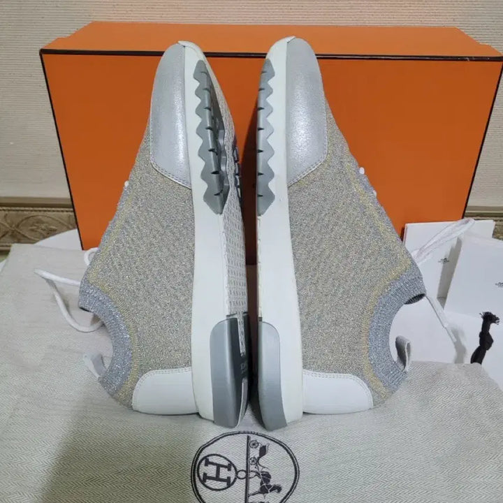 [BUNJANG] Hermes Addict Sneakers Silver / 에르메스 어딕트 스니커즈 실버