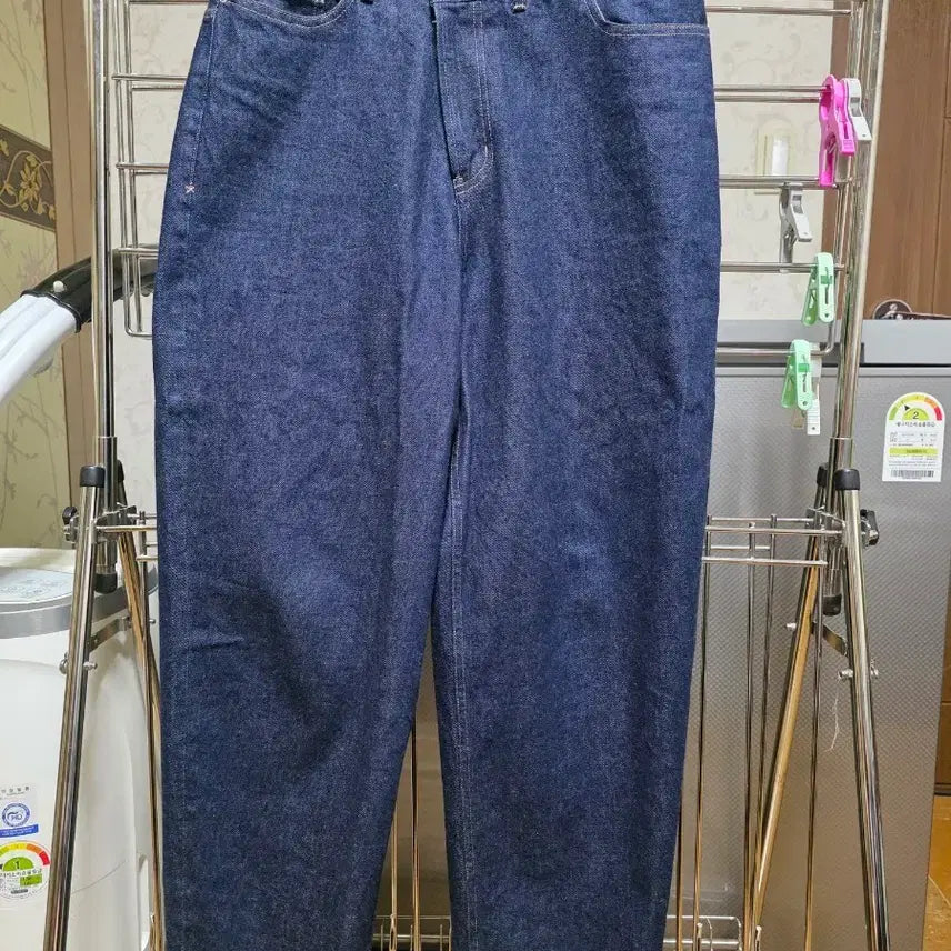 [BUNJANG] HGBB STUDIO Yupik Tapered Fit Mid-Blue Denim Jeans (Size M) / HGBB STUDIO yupik 중청 데님