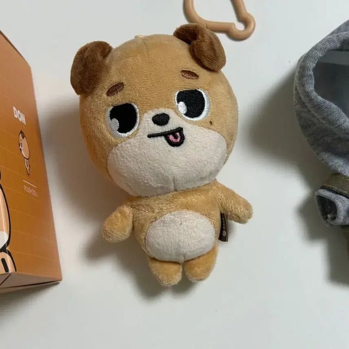 [BUNJANG] Day6 Dennyz Melongddon Old Version with Hood Set / 데이식스 데니멀즈 22돈 메롱돈 구버전+후드옷