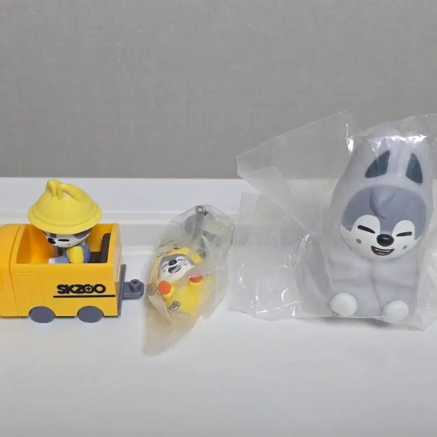[BUNJANG] Stray Kids SKZOO Wolf Chan Gacha Set / 스키즈 스키주 가챠 울프찬 세트