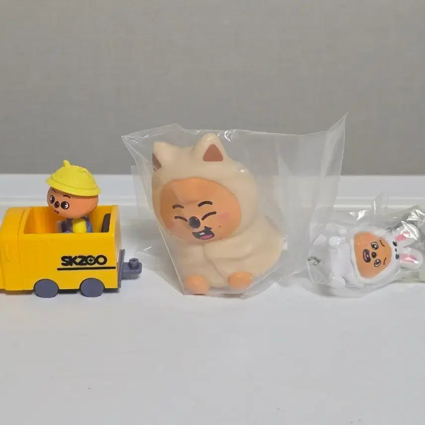 [BUNJANG] Stray Kids SKIZO Gacha Hwankwoka Set / 스키즈 스키주 가챠 한쿼카 세트