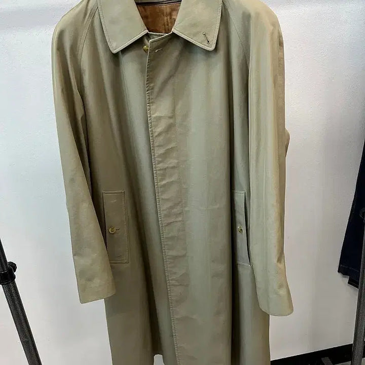 [BUNJANG] Burberry Olive Green Gabardine Coat / 105) 버버리 올리브그린 개버딘코트
