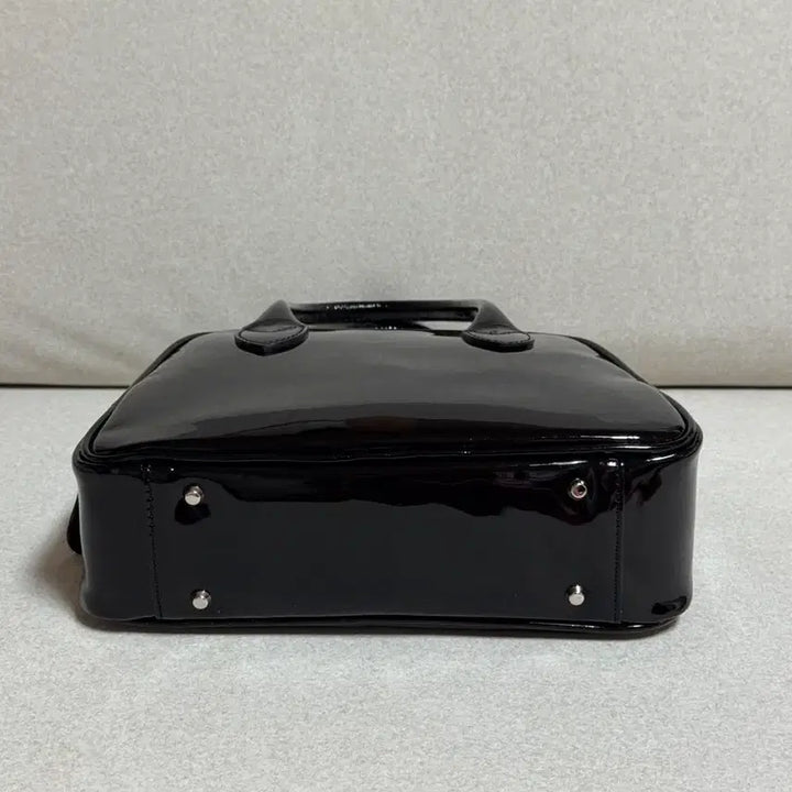 [BUNJANG] Comme des Garçons Aoyama Bag Enamel No. 2 / (새상품) 꼼데가르송 아오야마 백 에나멜 2호