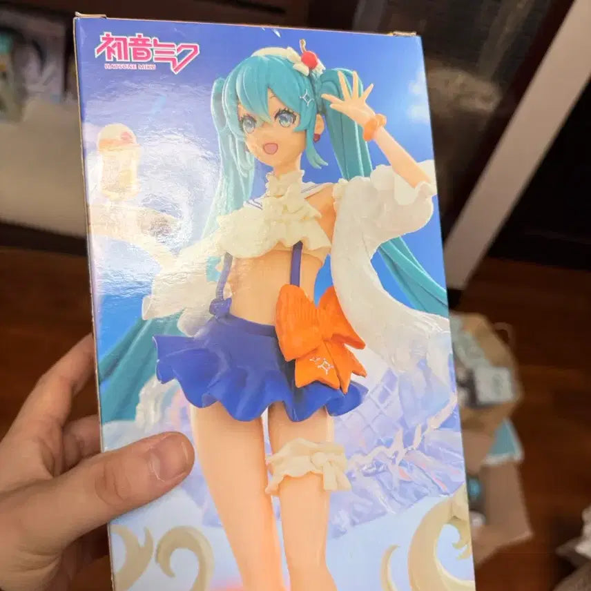 [BUNJANG] FURYU Hatsune Miku Lemon Soda Figure Full Box / 후류 하츠네미쿠 레몬소다 피규어 풀박스 판매