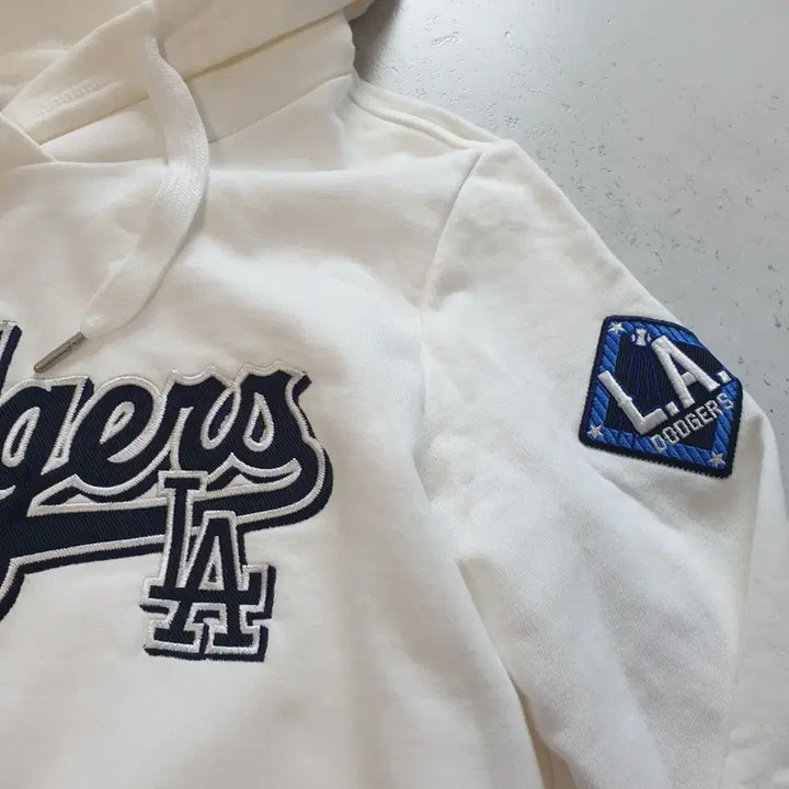 [BUNJANG] MLB LA Dodgers Hoodie White Size 90 / MLB LA 다저스 후드티 90