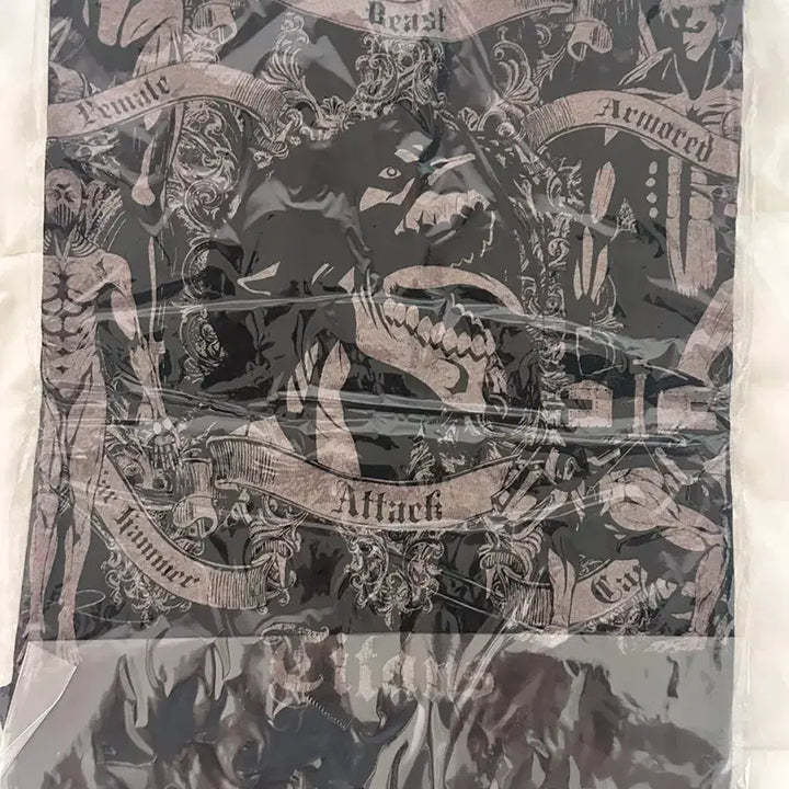 [BUNJANG] Attack on Titan COSPA Nine Titans T-Shirt (L, Black) / 진격의 거인 COSPA 아홉 거인 티셔츠 L 블랙