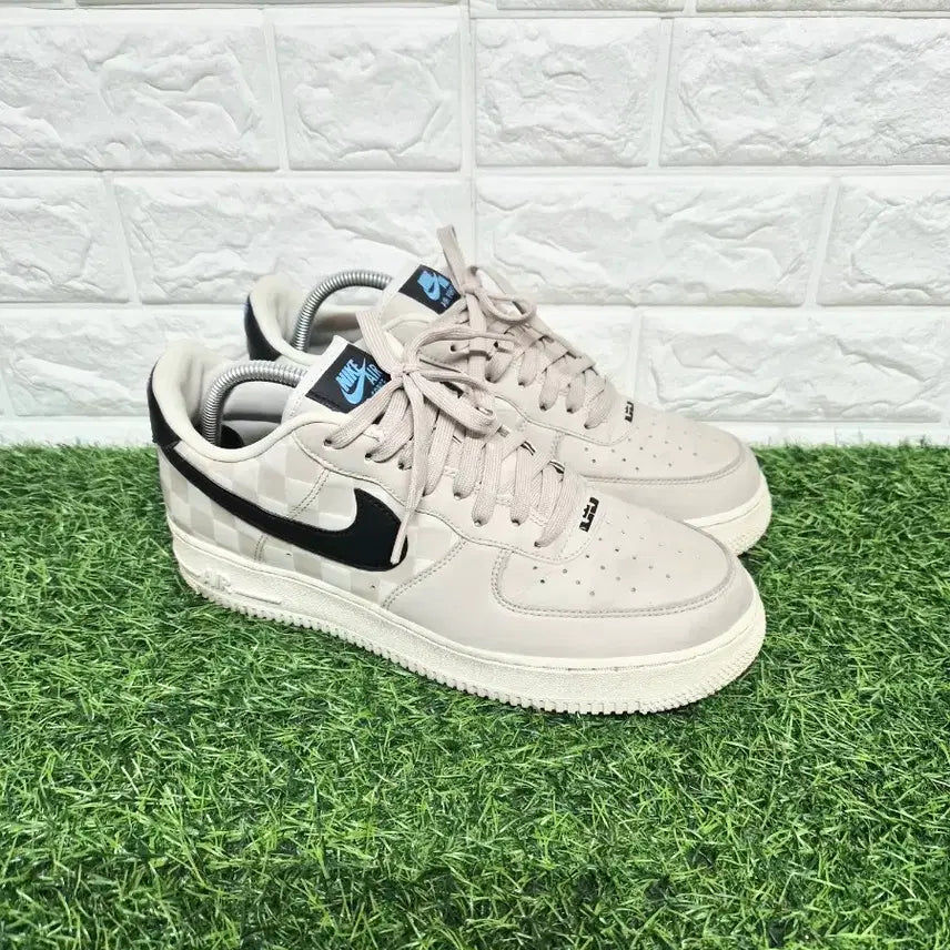 [SOLD OUT] 나이키 270 에어 포스 1 르브론 제임스 스니커즈