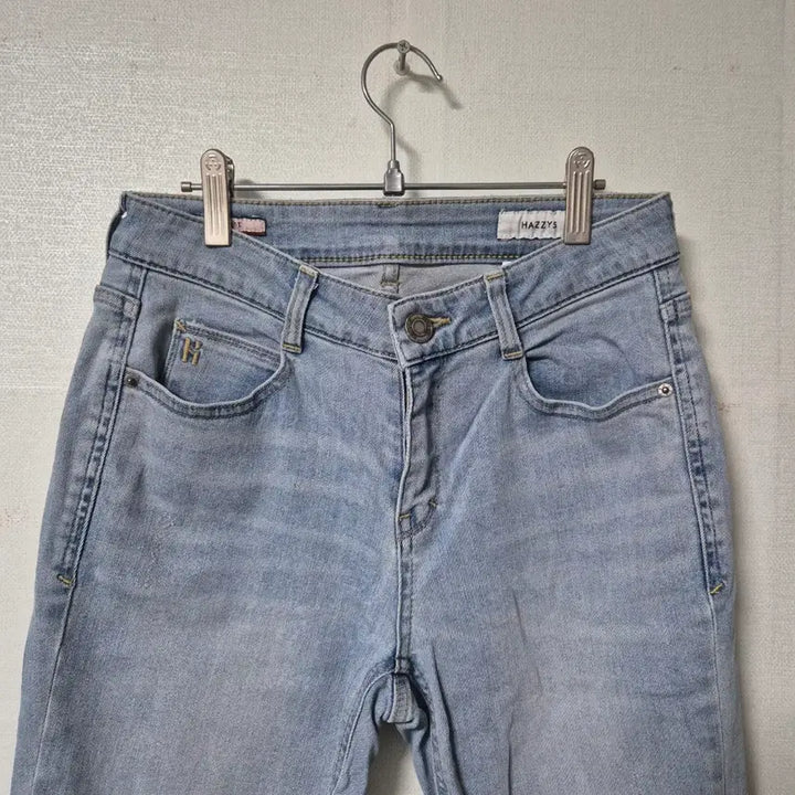 [BUNJANG] Hazzys Light Wash Denim Jeans Size 64-88 / 헤지스 데님 연청 청바지 64-88