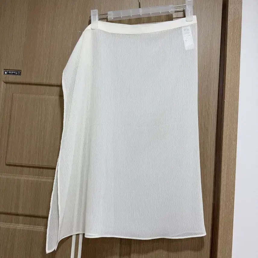 [BUNJANG] SITA Layered Wrap Skirt White / 씨타 레이어드 랩 스커트 화이트