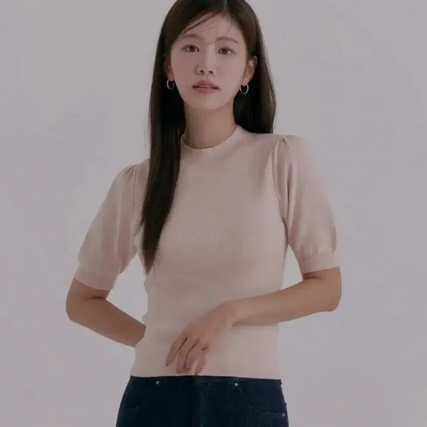 [BUNJANG] Roem Semi-High Neck Volume Sleeve Short Sleeve Sweater Light Pink S / 새상품) 로엠 반하이넥 볼륨소매 반팔스웨터 라이트핑크 s loem