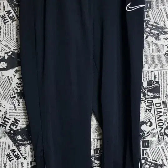 [BUNJANG] Nike Black Summer Pants (Size 110/32) / 나이키 바지 사이즈 110(32)