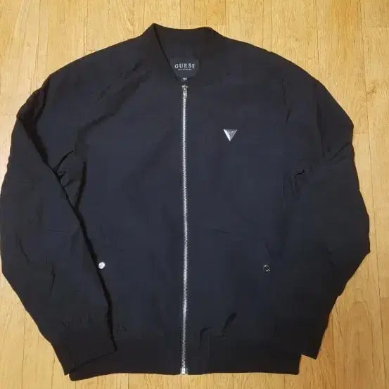 [BUNJANG] Guess Waterproof Windproof Functional Bomber Jacket Black 95 / (정품새옷수준) 게스 방수 방풍 기능성 항공 점퍼 자켓, 95, 블랙