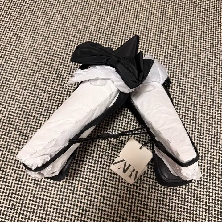 [BUNJANG] Zara Black Ribbon Heel Shoes / 자라 구두