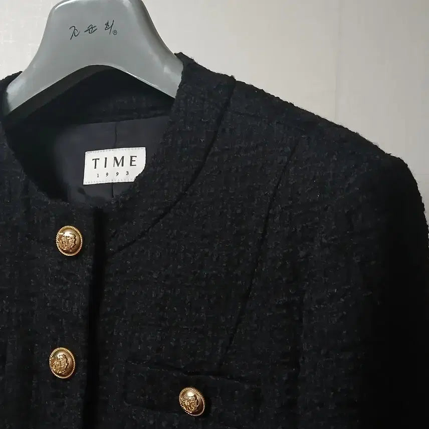 [SOLD OUT] TIME 타임 블랙 트위드 금장 버튼 자켓