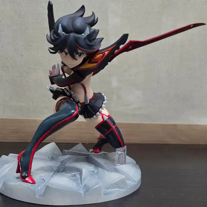 [BUNJANG] Phat Company Matoi Ryuko Senketsu Version 1/7 Scale Figure / Phat 컴퍼니 마토이 류코 카무이 센케츠 버전 1/7 l 킬라킬