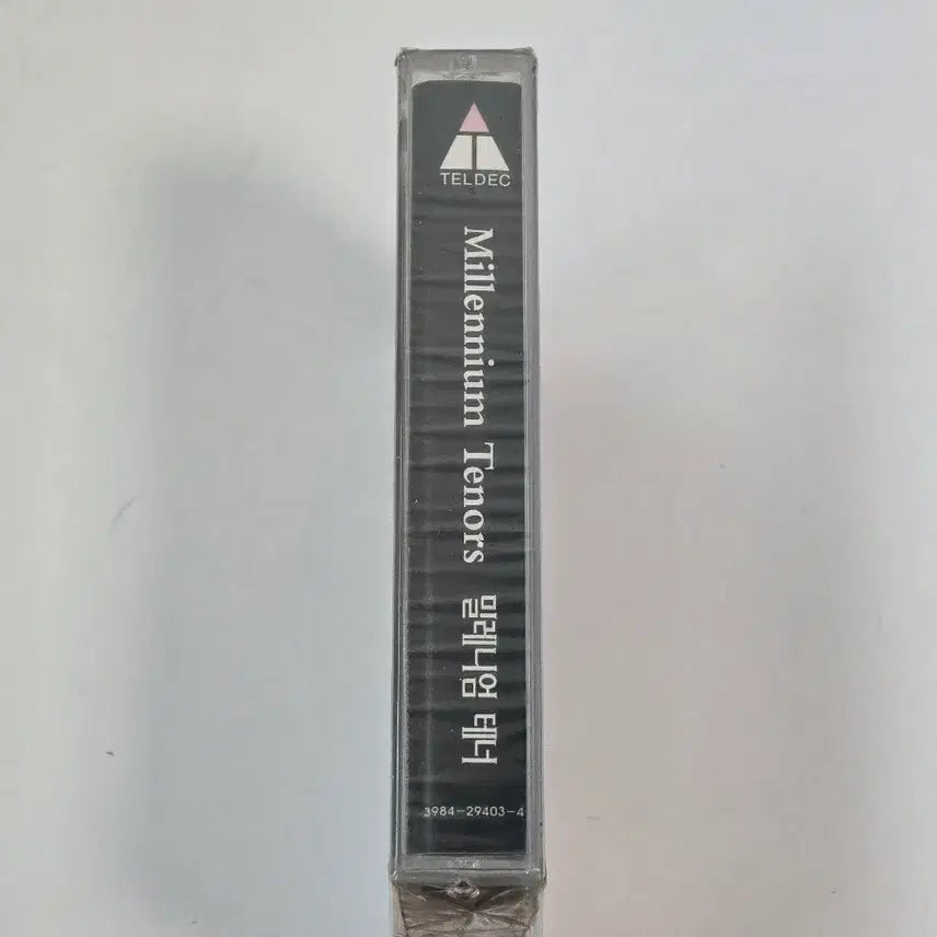 [BUNJANG] Millennium Tenors Classic Compilation Cassette Tape (Unsealed) / [미개봉/희귀] Millennium Tenors 카세트 테이프 (클래식
