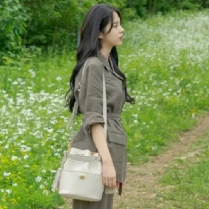 [BUNJANG] Coach Ivory Bucket Bag / 코치 아이보리 버킷백