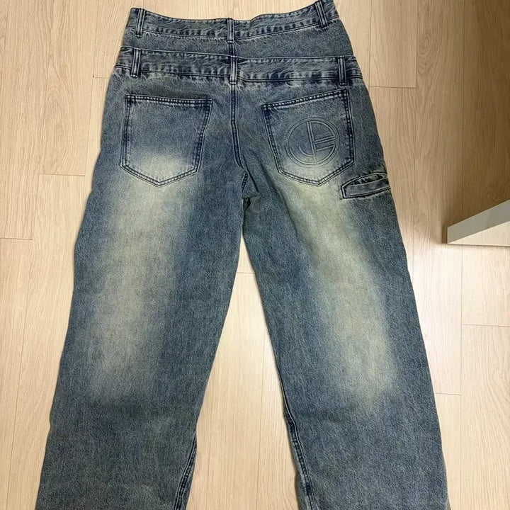[BUNJANG] EIDENWANNESELL Denim Pants / 아이던워너셀 데님 팬츠