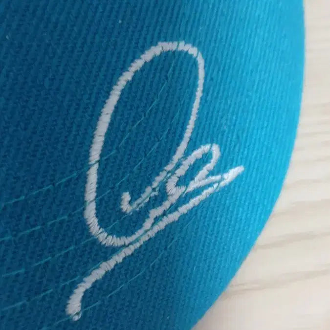 [BUNJANG] Mercedes-AMG Petronas Formula 1 Team George Russell 2024 Official Driver Cap / 메르세데스 벤츠 AMG 페트로나스 포뮬러 원 팀 - 그린 스냅백 모자 캡