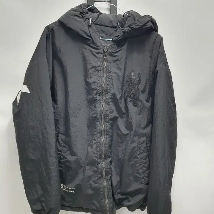 [BUNJANG] Lifework Hooded Windbreaker Jacket Loose Fit Black / 라이프워크 바람막이 점퍼 루즈핏 후드 자켓 블랙 m