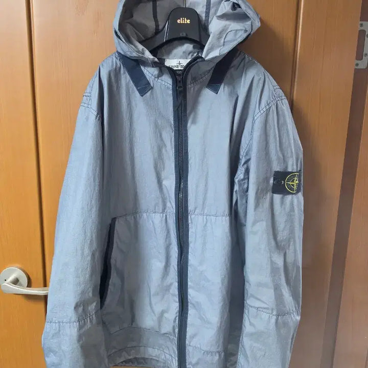 [SOLD OUT] 스톤아일랜드 3L TC 후드 자켓