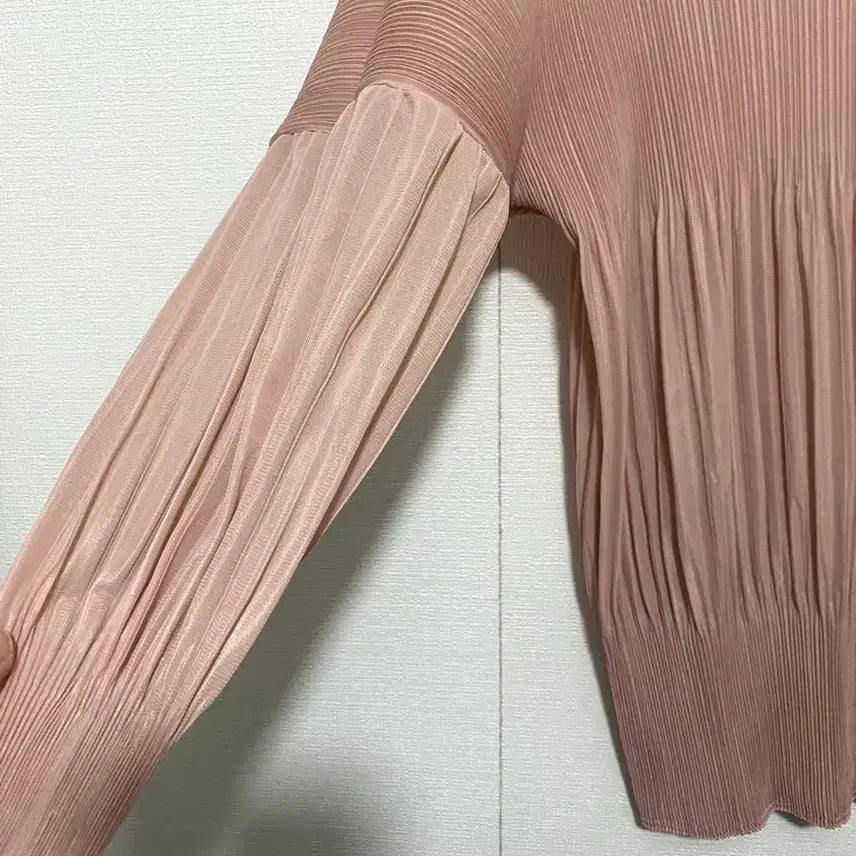 [BUNJANG] Pleated Pink Blouse / 플리츠 핑크 블라우스