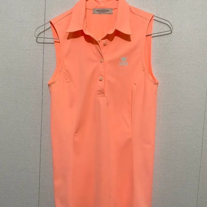[BUNJANG] Chucuchu Sleeveless Golf Wear Top / chucuchu 민소매 골프웨어