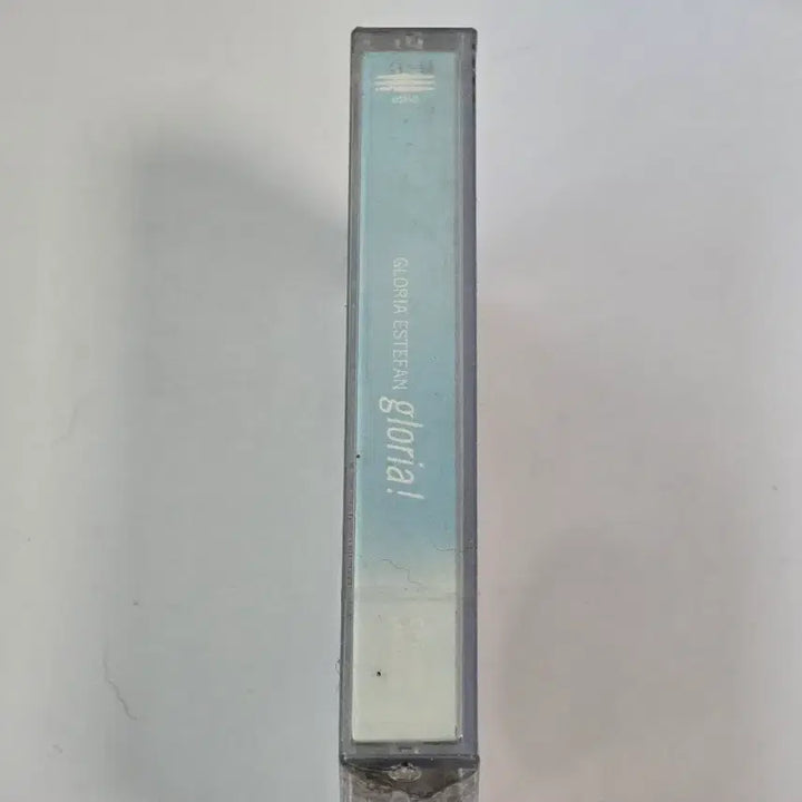[BUNJANG] Gloria Estefan Gloria! Cassette Tape (Sealed) / [미개봉/희귀] 글로리아 에스테판 Gloria! 카세트 테이프